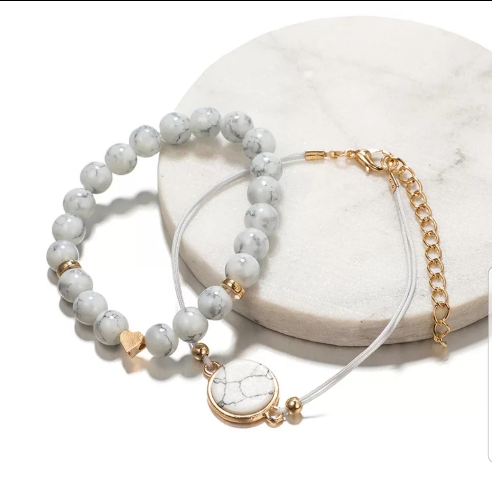 🍉 NWT 5 Piece Gray Gold Beaded Bracelets - Picture 4 of 5